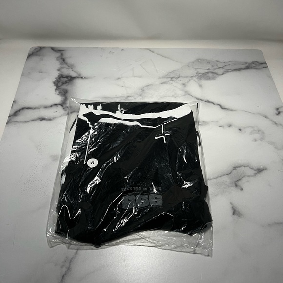 Lost Legends 999 TEE - Picture 5 of 5